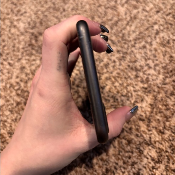 Apple iPhone 8 Plus - Picture 8 of 8